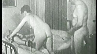 Sora vitregă rusă cu sâni mari suge pula mare filme xxx cu pule mari a fratelui vitreg prin chiloți.