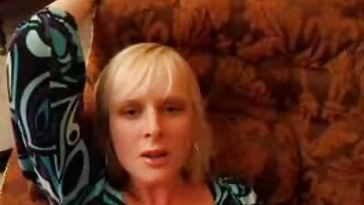 Șoferul de taxi a speriat când porno cu fete mari pasagerii au început să tragă pe bancheta din spate.