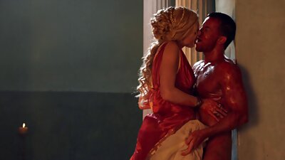 Sex tare pe râu după o întâlnire 4K. filme porno pizde mari