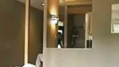 Mamă cu sânii mari 45 ani. pizde cu buze mari