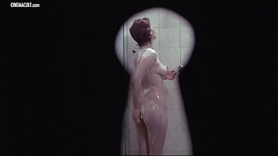Fiul de 18 ani și-a filmat filme porno cu pizde care au flocii mari părinții cu o cameră ascunsă, nu se aștepta să o vadă.